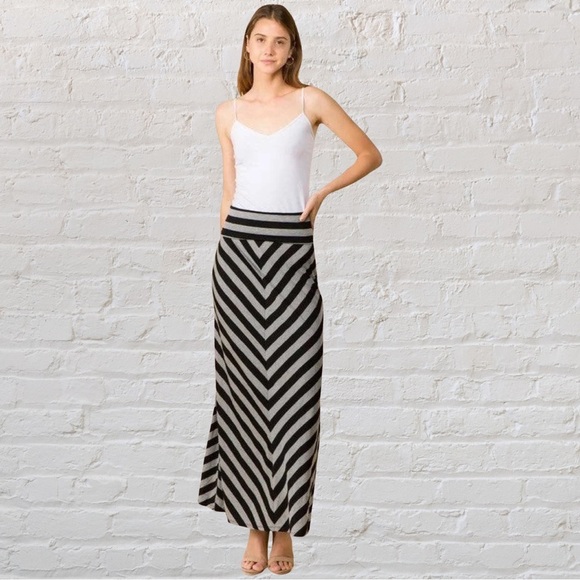 High waist Long Maxi Skirt Grey Black Pattern XSmall - Picture 2 of 11